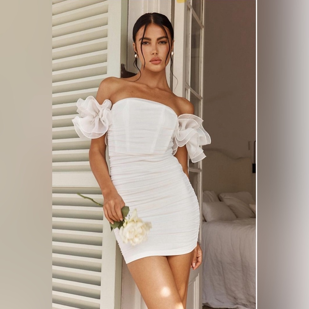 White mini dress, Selfie Leslie star dust off shoulder
